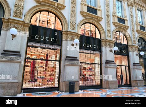gucci gucci nel benz